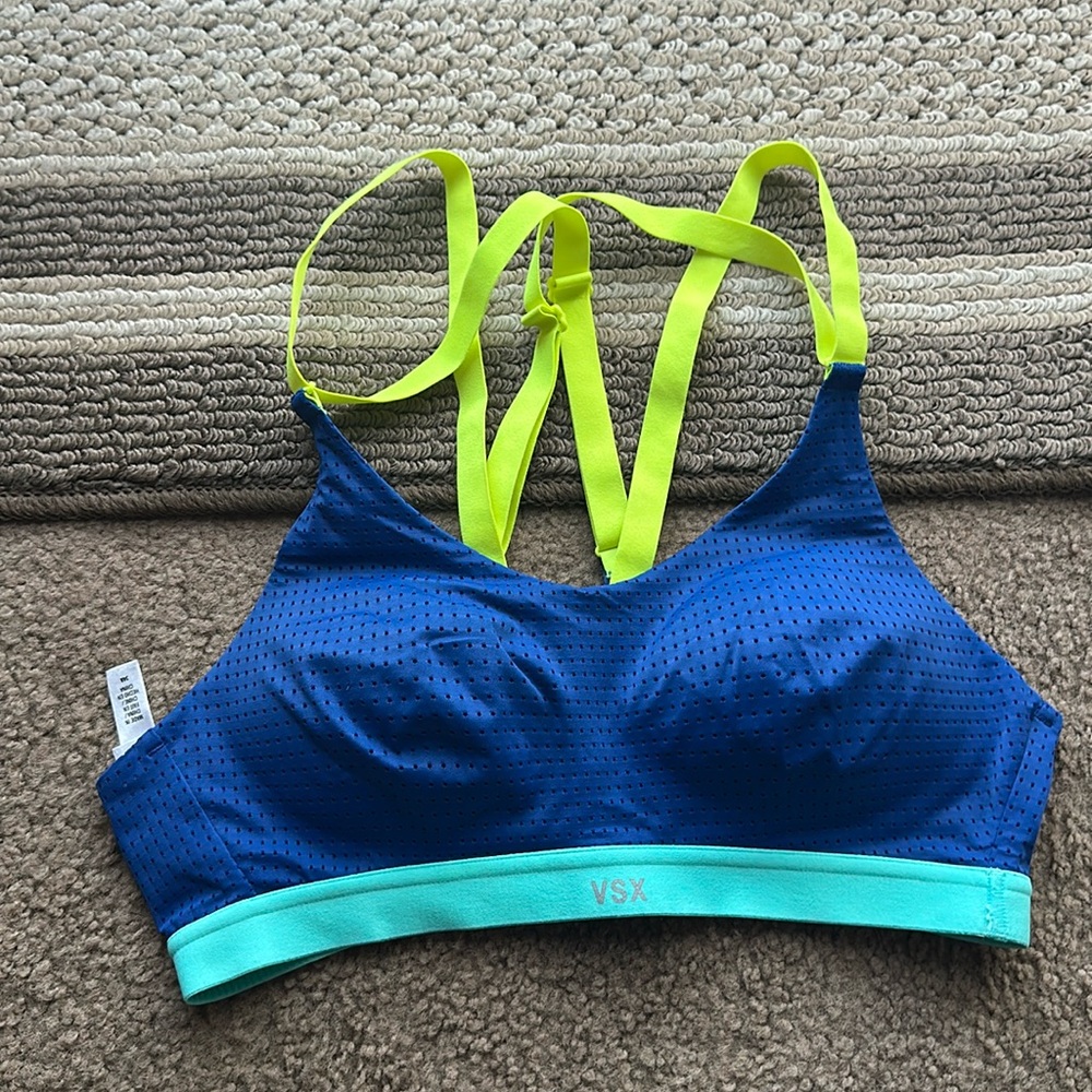 VS sports bra